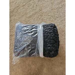 Aviva Stanoff Chunky Knit Charcoal Throw Wool Handmade 50x70